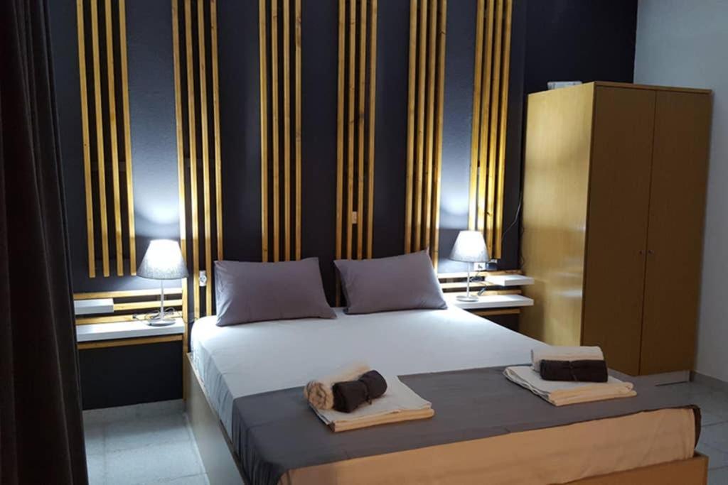 Apartment In The Heart Of The City 5 라리사 외부 사진